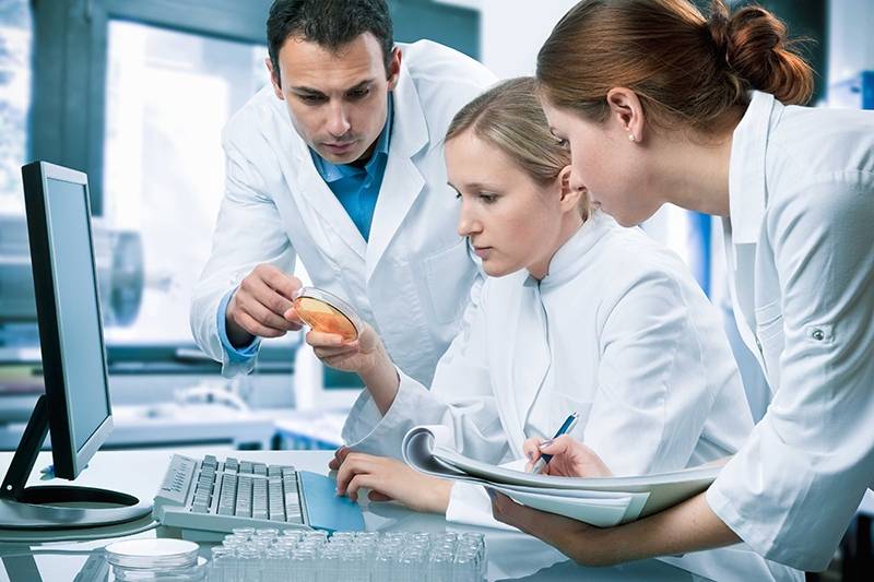 Macro Pharmaceuticals produit et commercialise plus de 110 produits couvrant sept secteurs thérapeutiques principaux (soin de la peau, soin des cheveux, hygiène féminine, cicatrisants, soin bucco-dentaire, antiseptiques et relaxants musculaires). - © Macro Pharmaceuticals