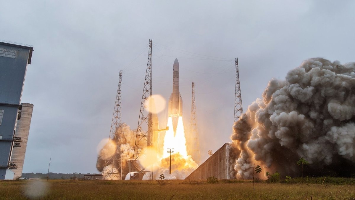 ©Eutelsat