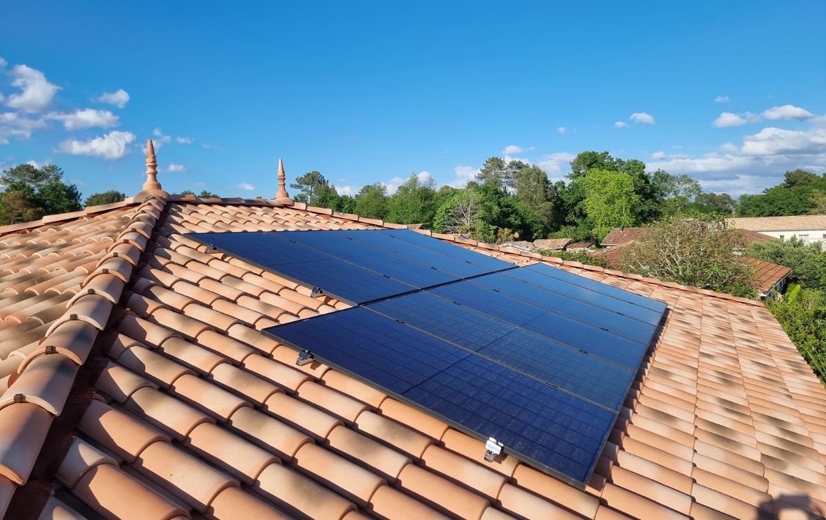&copy; Moon