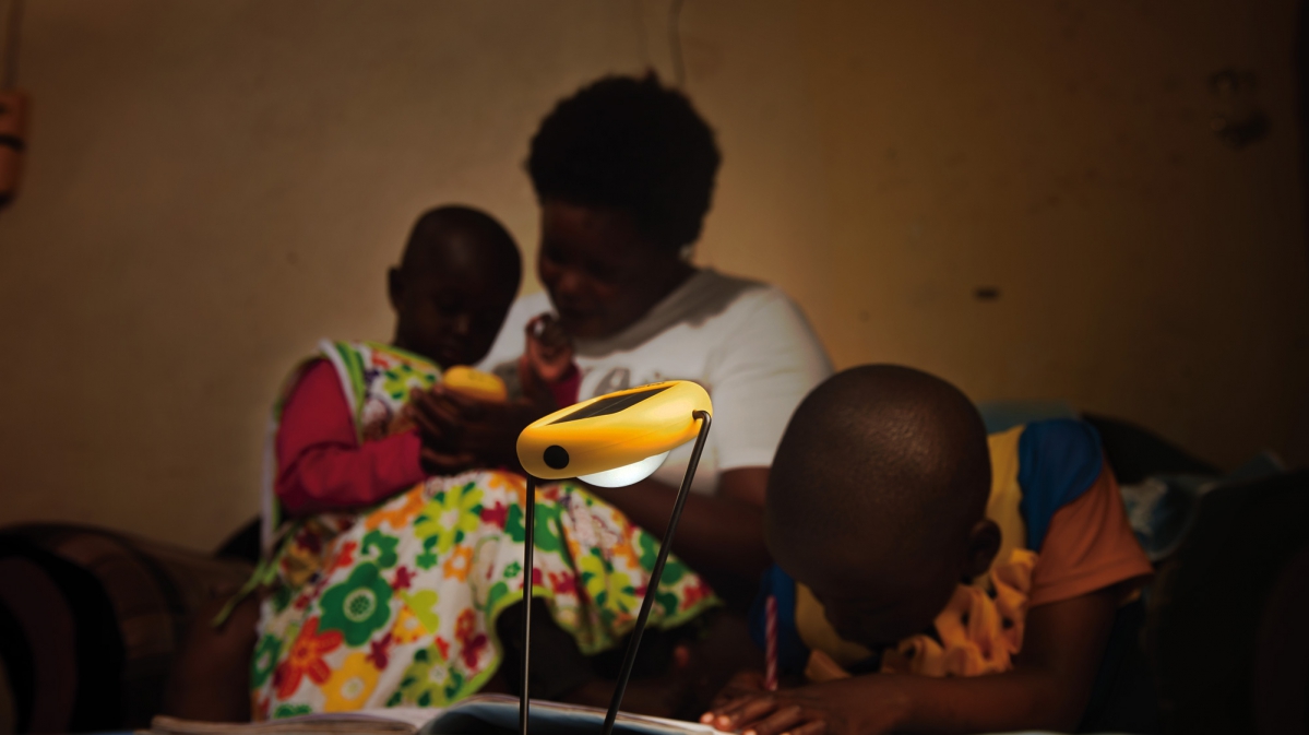 Sous le nom de marque Sun King, l'am&eacute;ricain Greenlight Planet exploite le plus grand r&eacute;seau au monde de services et distribution solaire PAYG sans interm&eacute;diaire. - &copy;&nbsp;Greenlight Planet
