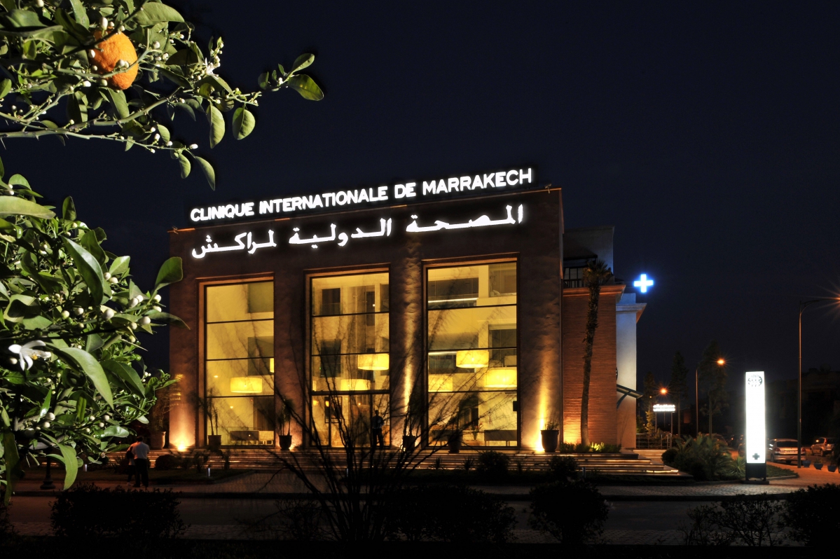 Clinique Internationale de Marrakech, l'un des &eacute;tablissements du groupe Cliniques Internationales du Maroc ; cr&eacute;&eacute;e en 2011 elle comprend cent lits et cinq blocs op&eacute;ratoires. - &copy;&nbsp;CIM Sant&eacute;
