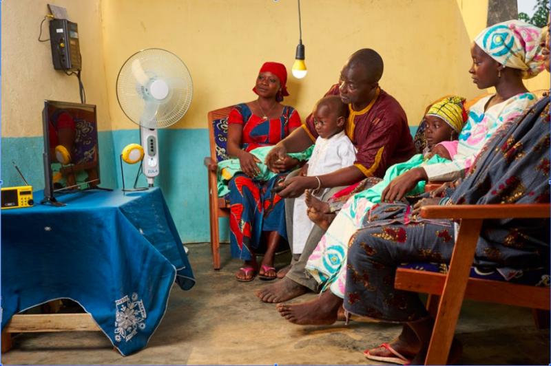 NEoT Offgrid Africa (NOA) est une plateforme d'investissement fran&ccedil;aise destin&eacute;e &agrave; soutenir la transition &eacute;nerg&eacute;tique en Afrique en r&eacute;pondant aux probl&eacute;matiques d&rsquo;acc&egrave;s &agrave; l&rsquo;&eacute;nergie et de mobilit&eacute; z&eacute;ro &eacute;mission. - &copy; NEot Capital